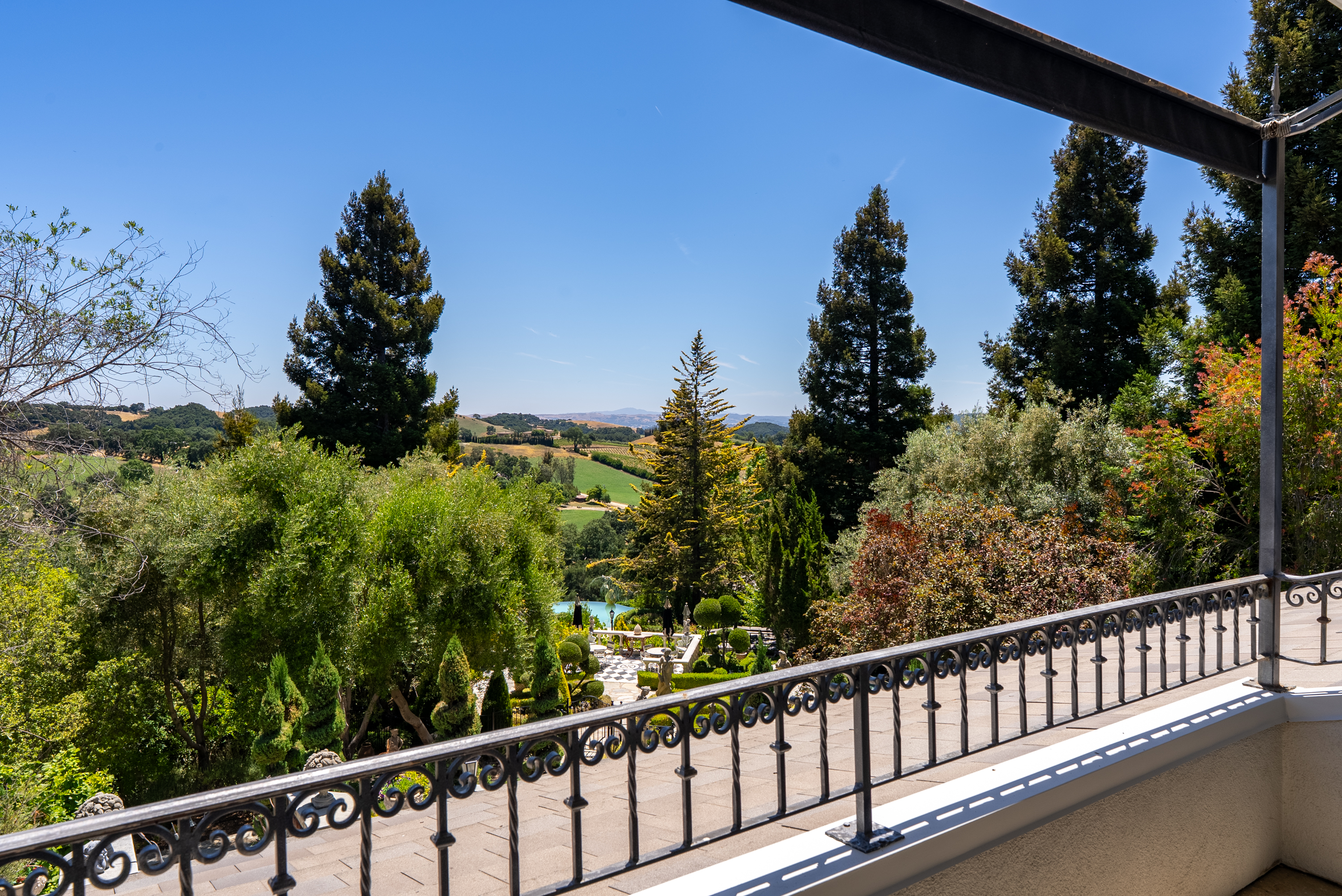  5405 Vineyard Drive - 物件實景