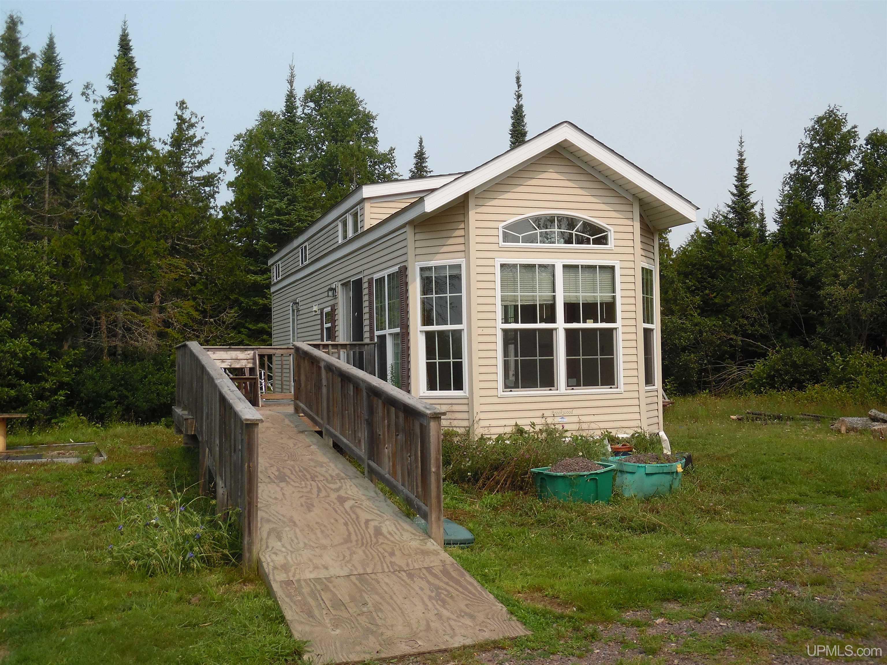 Rice Lake Rd, Lake Linden, MI 49945