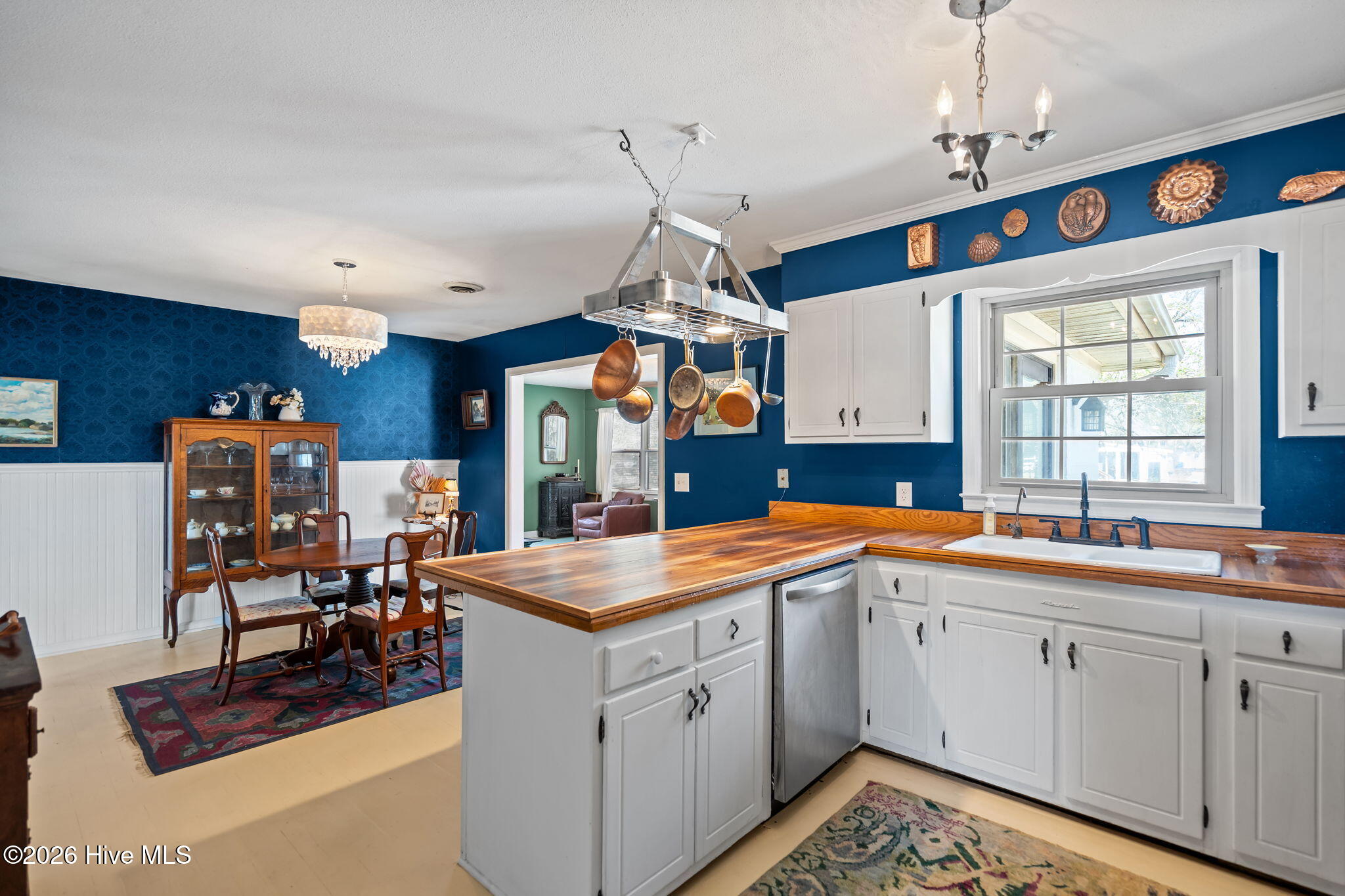 Carolina Beach, North Carolina, 28428, United States, 3 Bedrooms Bedrooms, ,2 BathroomsBathrooms,Residential,For Sale,2026131