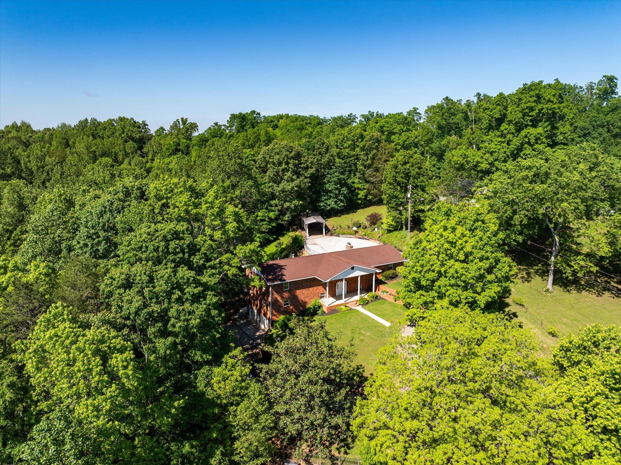 Athens, Tennessee, 37303, United States, 4 Bedrooms Bedrooms, ,3 BathroomsBathrooms,Residential,For Sale,1983022