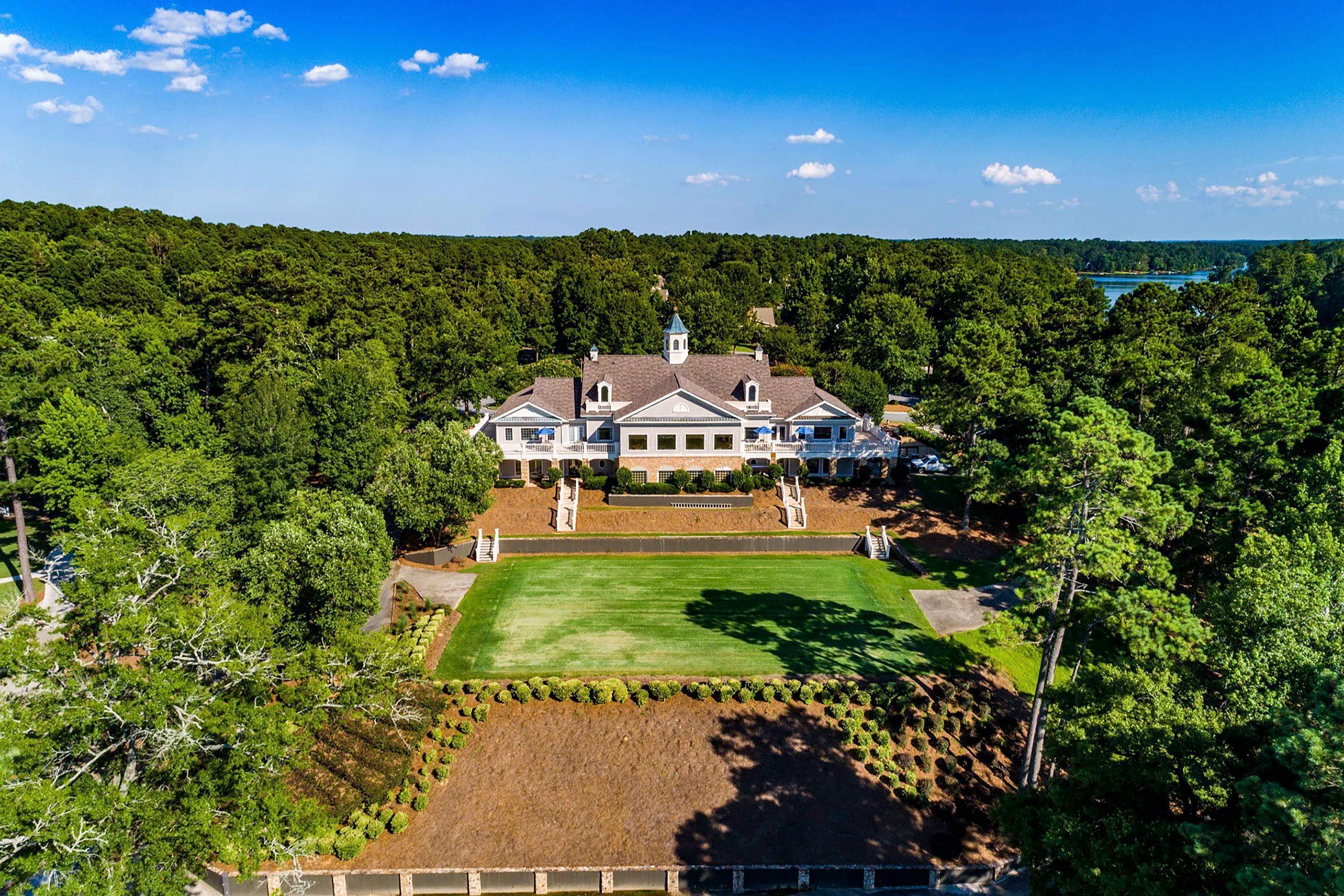  Incredible Opportunity to Own a Brand New Home in Harbor Club on Lake Oconee - 物件實景