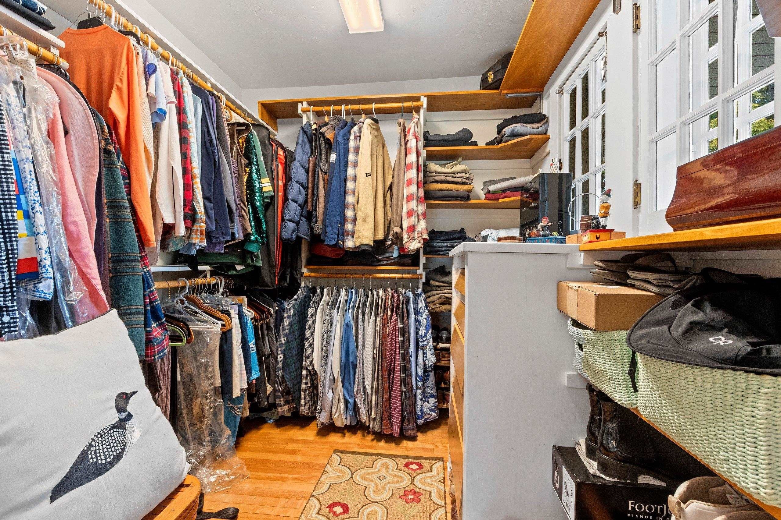 GREEN BAY, Wisconsin, 54301-3217, United States, 4 Bedrooms Bedrooms, ,3 BathroomsBathrooms,Residential,For Sale,1984503