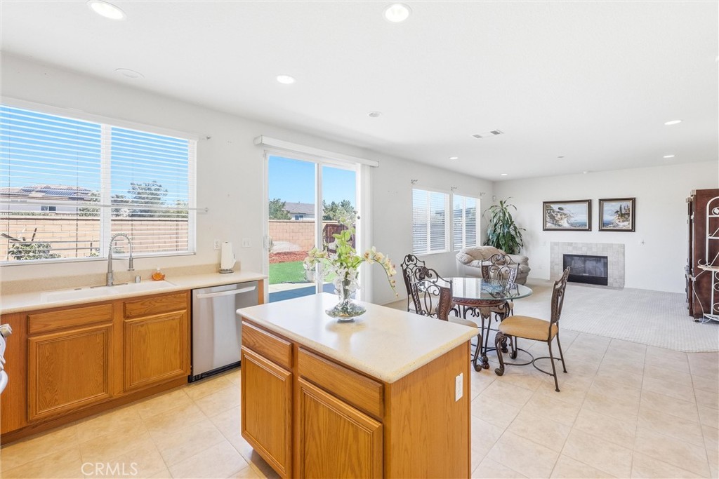Hesperia, California, 92344, United States, 4 Bedrooms Bedrooms, ,3 BathroomsBathrooms,Residential,For Sale,2036953