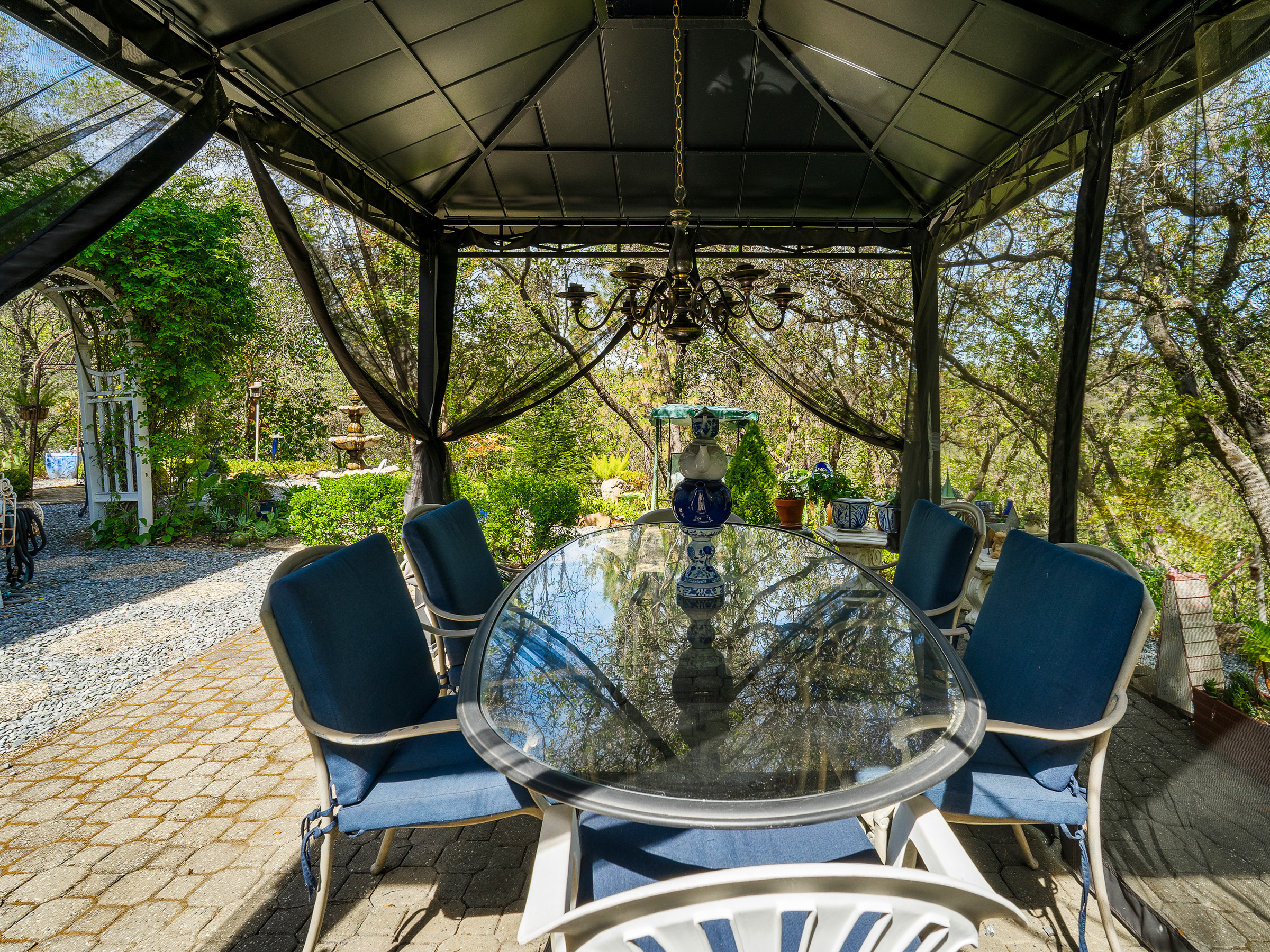  4711 Meadowview Acres Road, Cool, CA 95614 - 物件實景