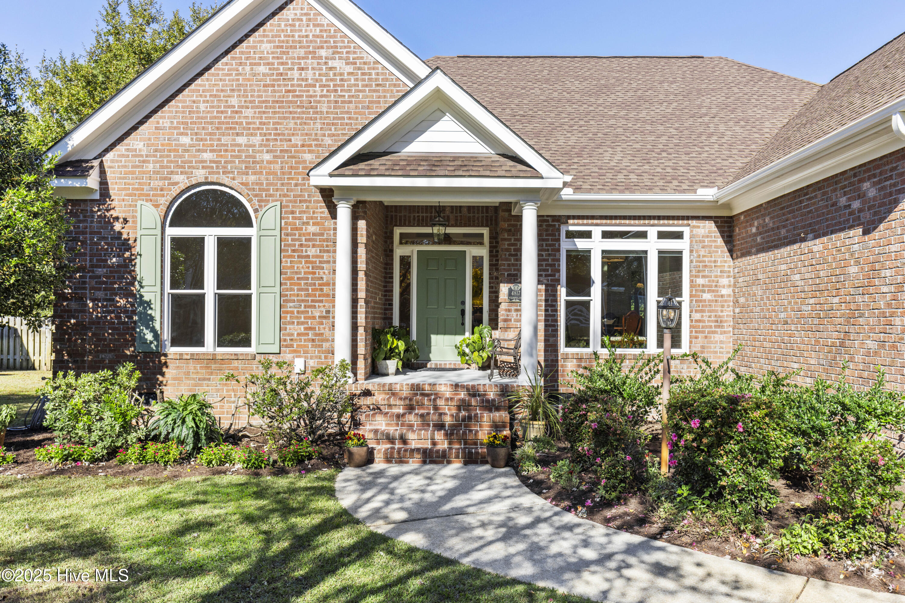 Wilmington, North Carolina, 28409, United States, 4 Bedrooms Bedrooms, ,4 BathroomsBathrooms,Residential,For Sale,1991062