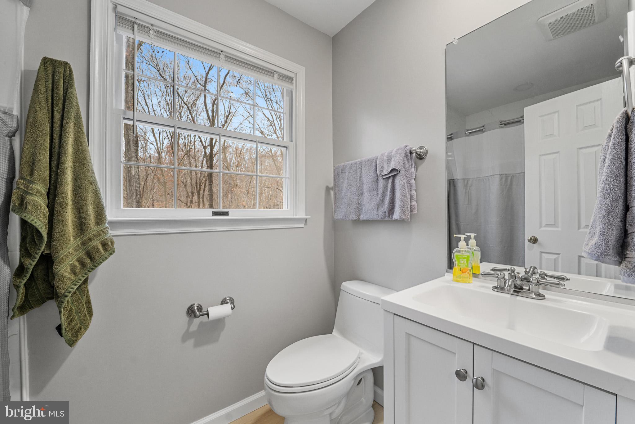 Dunkirk, Maryland, 20754, United States, 4 Bedrooms Bedrooms, ,4 BathroomsBathrooms,Residential,For Sale,2005415