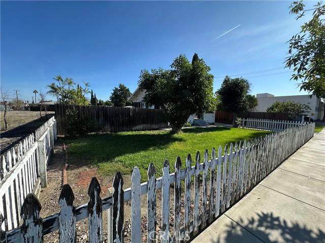 Baldwin Park, California, 91706, United States, 2 Bedrooms Bedrooms, ,1 BathroomBathrooms,Residential,For Sale,1998683