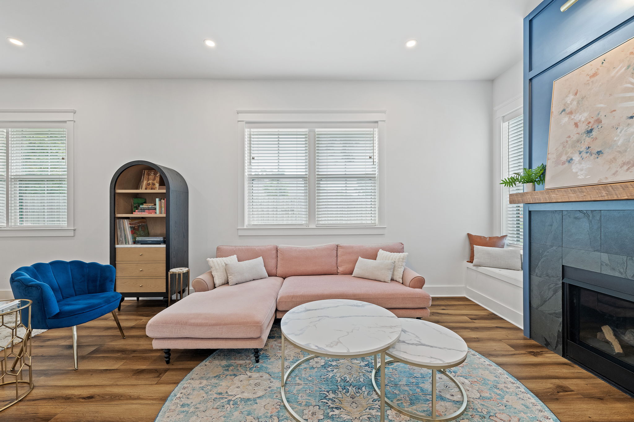  Custom East Hill Retreat - 物件實景