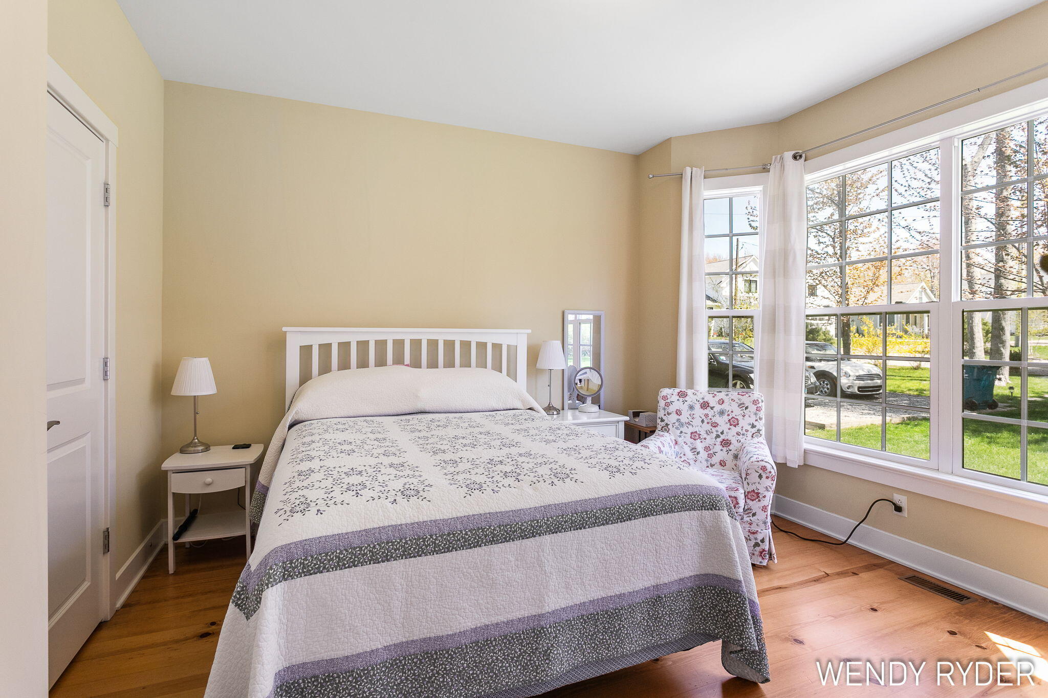 South Haven, Michigan, 49090, United States, 4 Bedrooms Bedrooms, ,4 BathroomsBathrooms,Residential,For Sale,1907418
