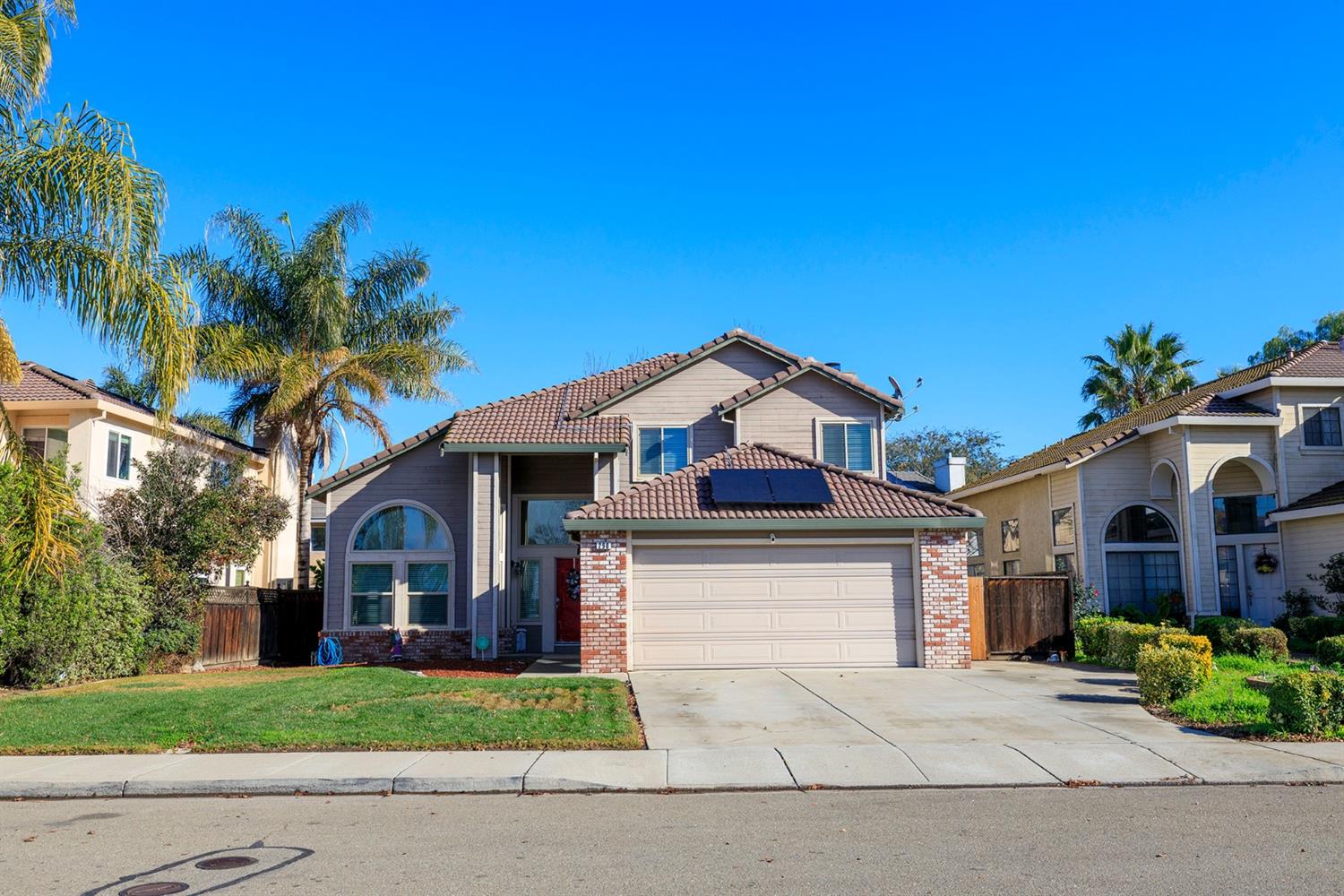 Tracy, California, 95376, United States, 4 Bedrooms Bedrooms, ,3 BathroomsBathrooms,Residential,For Sale,1980511