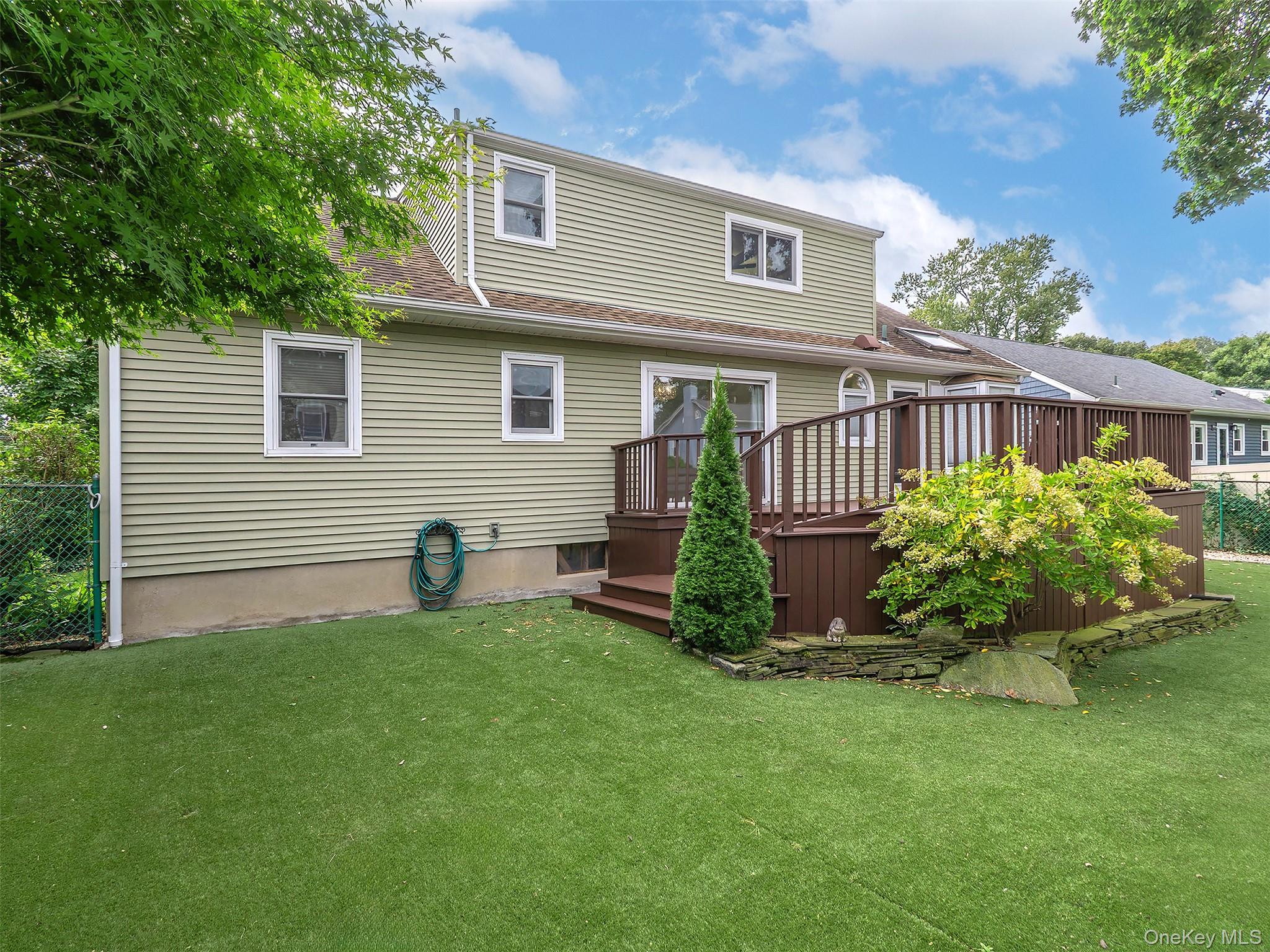  24 Downing Avenue, Sea Cliff, NY, 11579 - 物件實景