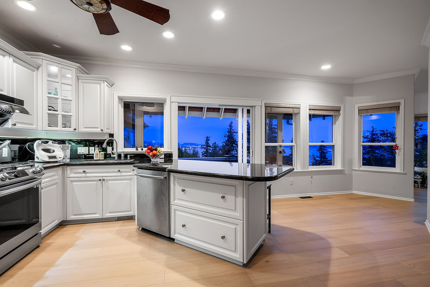  Stunning Executive Residence - 物件實景