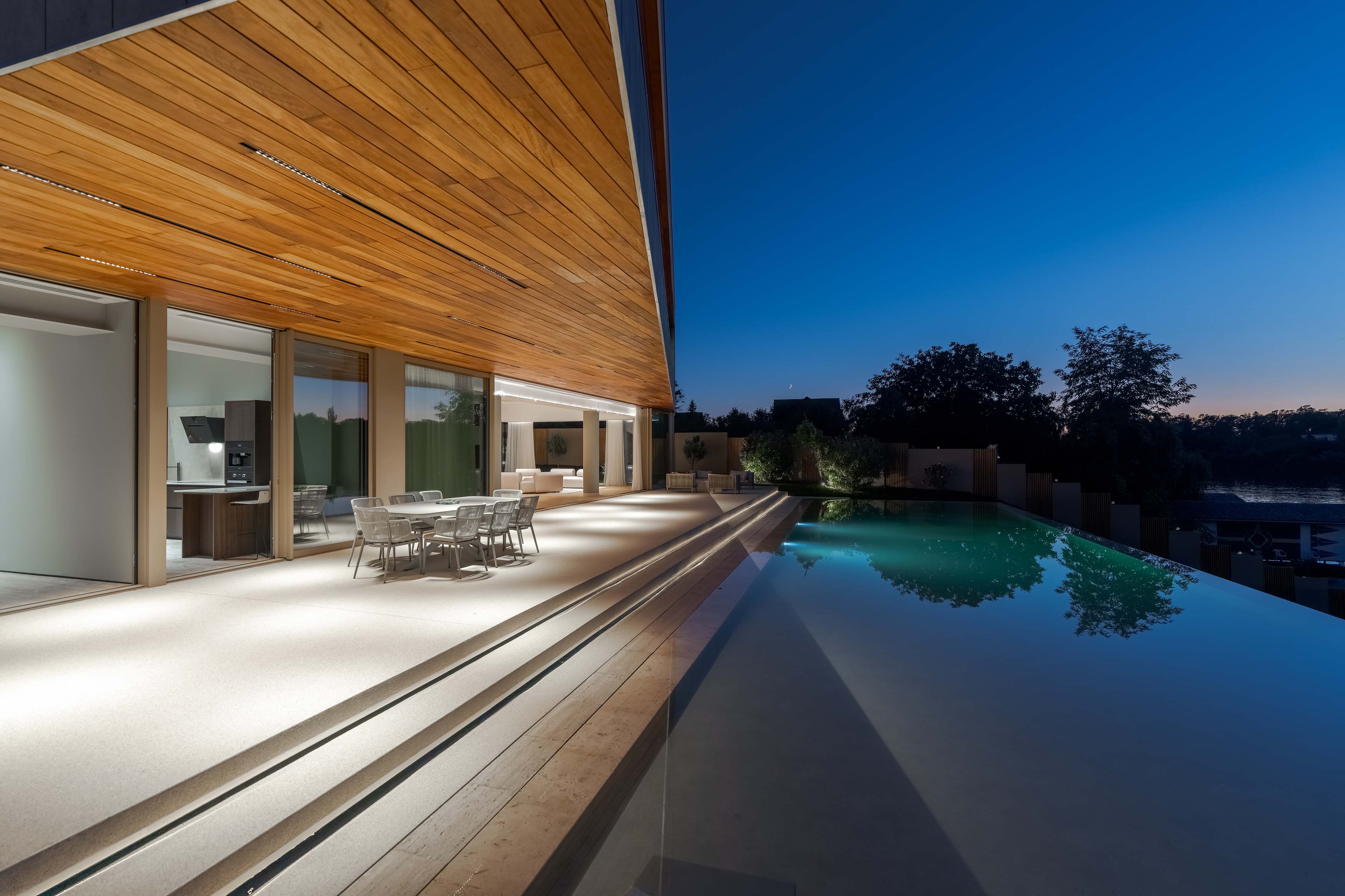  Unique Lakeside Villa on Snagov Lake, Romania - 物件實景