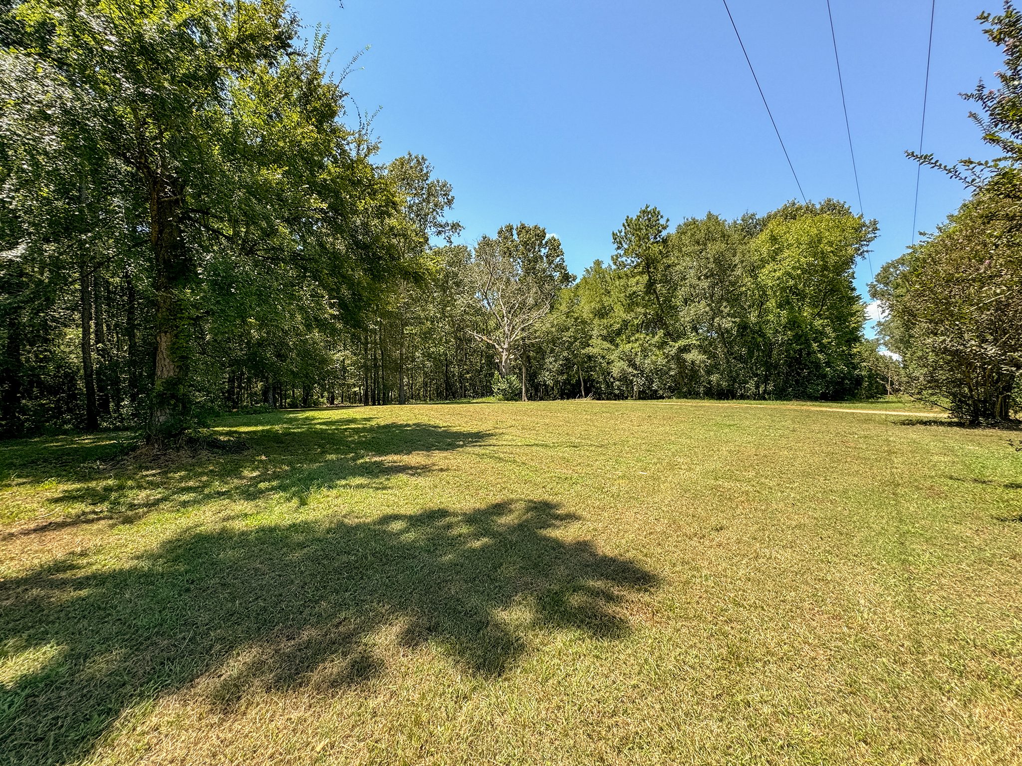 Bronson, Texas, 75930, United States, 5 Bedrooms Bedrooms, ,4 BathroomsBathrooms,Residential,For Sale,1944526