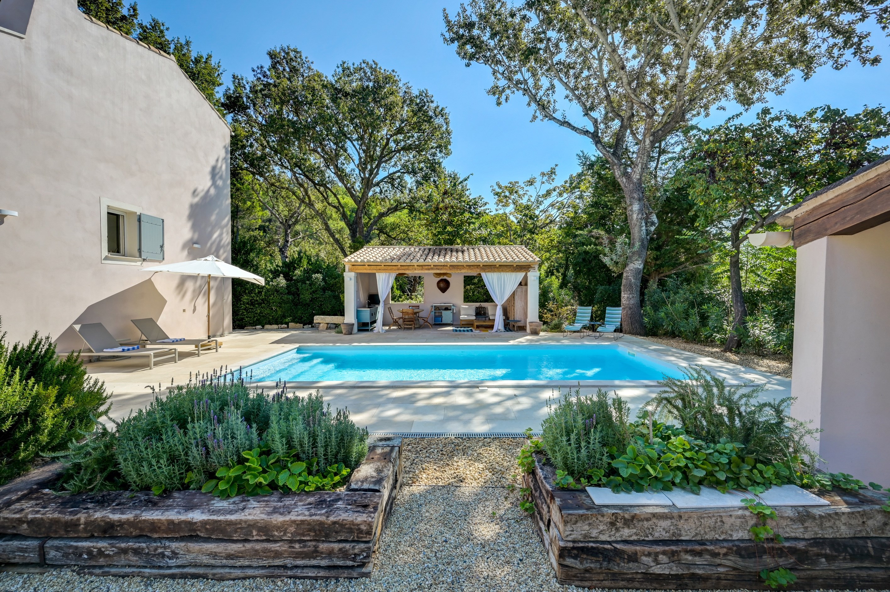  HOUSE FOR SALE: 145 m² - QUIET LOCATION - SWIMMING POOL - NEAR SHOPS AND GOLF C… - 物件實景