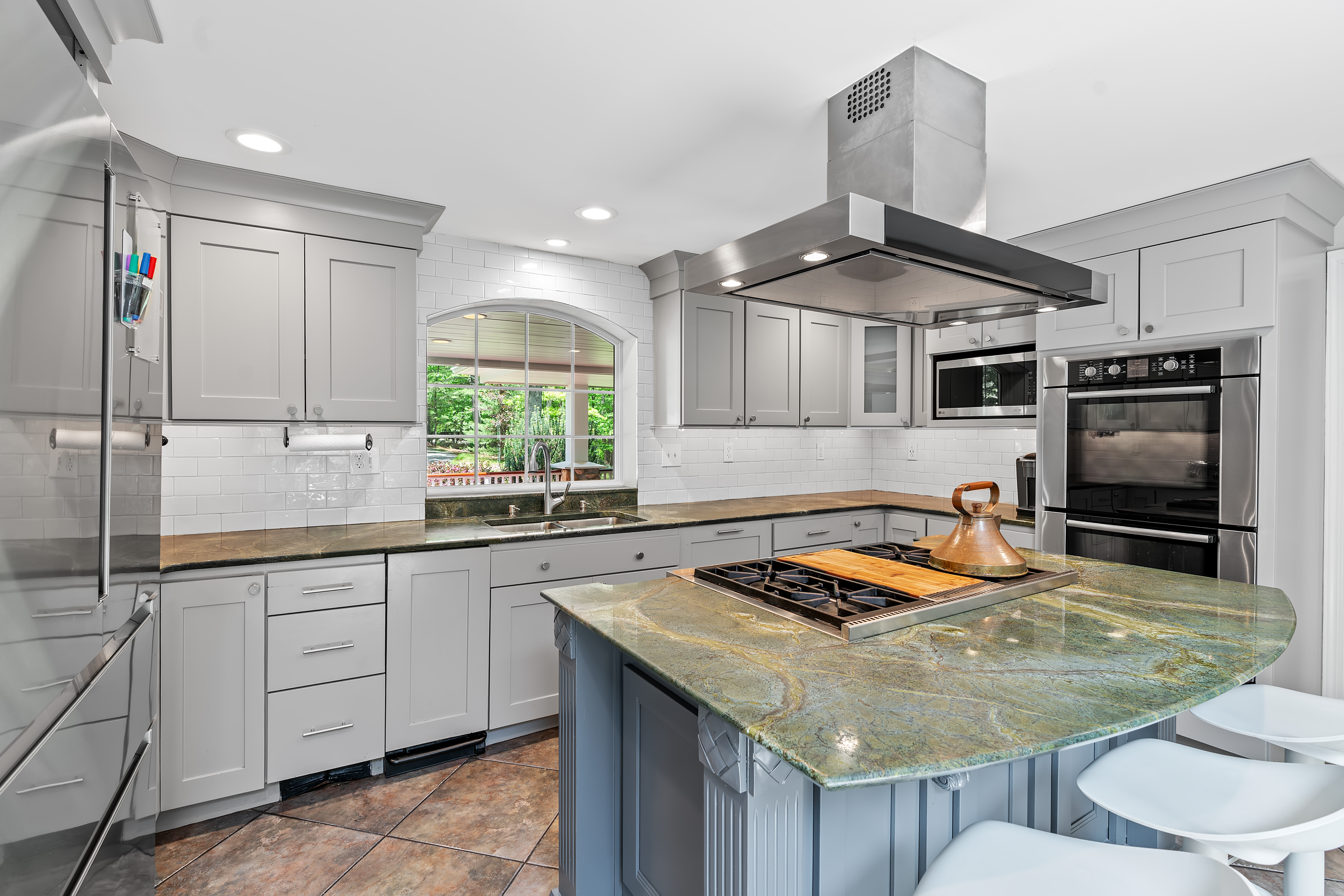  6 Brooks Hill Road, Lincoln, MA, 01773 - 物件實景