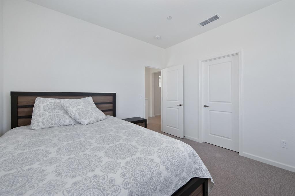 Roseville, California, 95747, United States, 3 Bedrooms Bedrooms, ,3 BathroomsBathrooms,Residential,For Sale,1795538