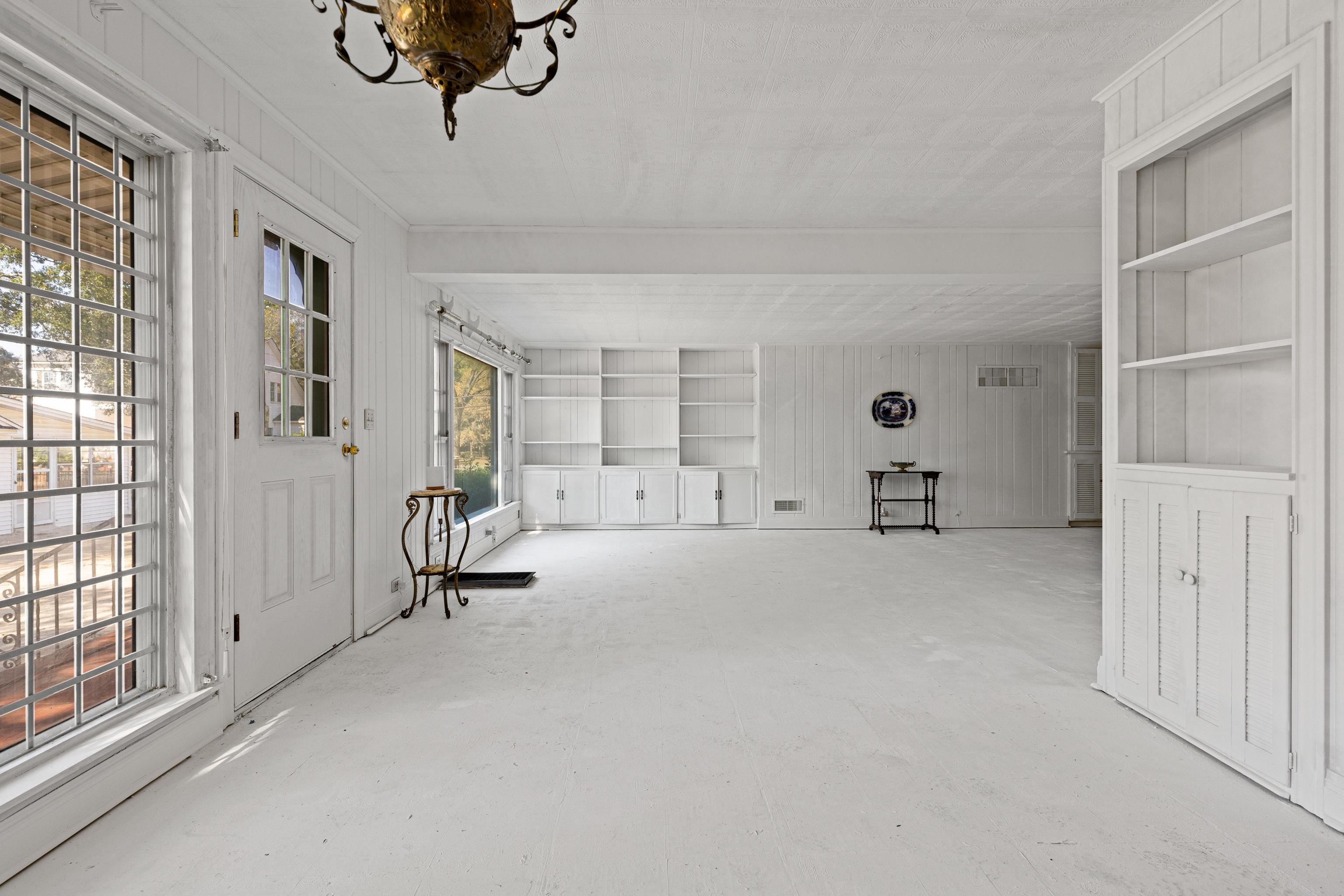 Jefferson, Texas, 75657, United States, 5 Bedrooms Bedrooms, ,5 BathroomsBathrooms,Residential,For Sale,1978271