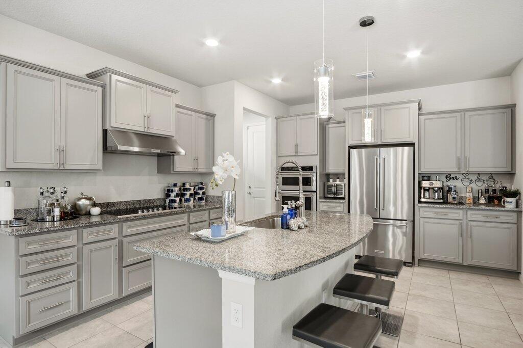 Hollywood, Florida, 33021, United States, 5 Bedrooms Bedrooms, ,3 BathroomsBathrooms,Residential,For Sale,1990187