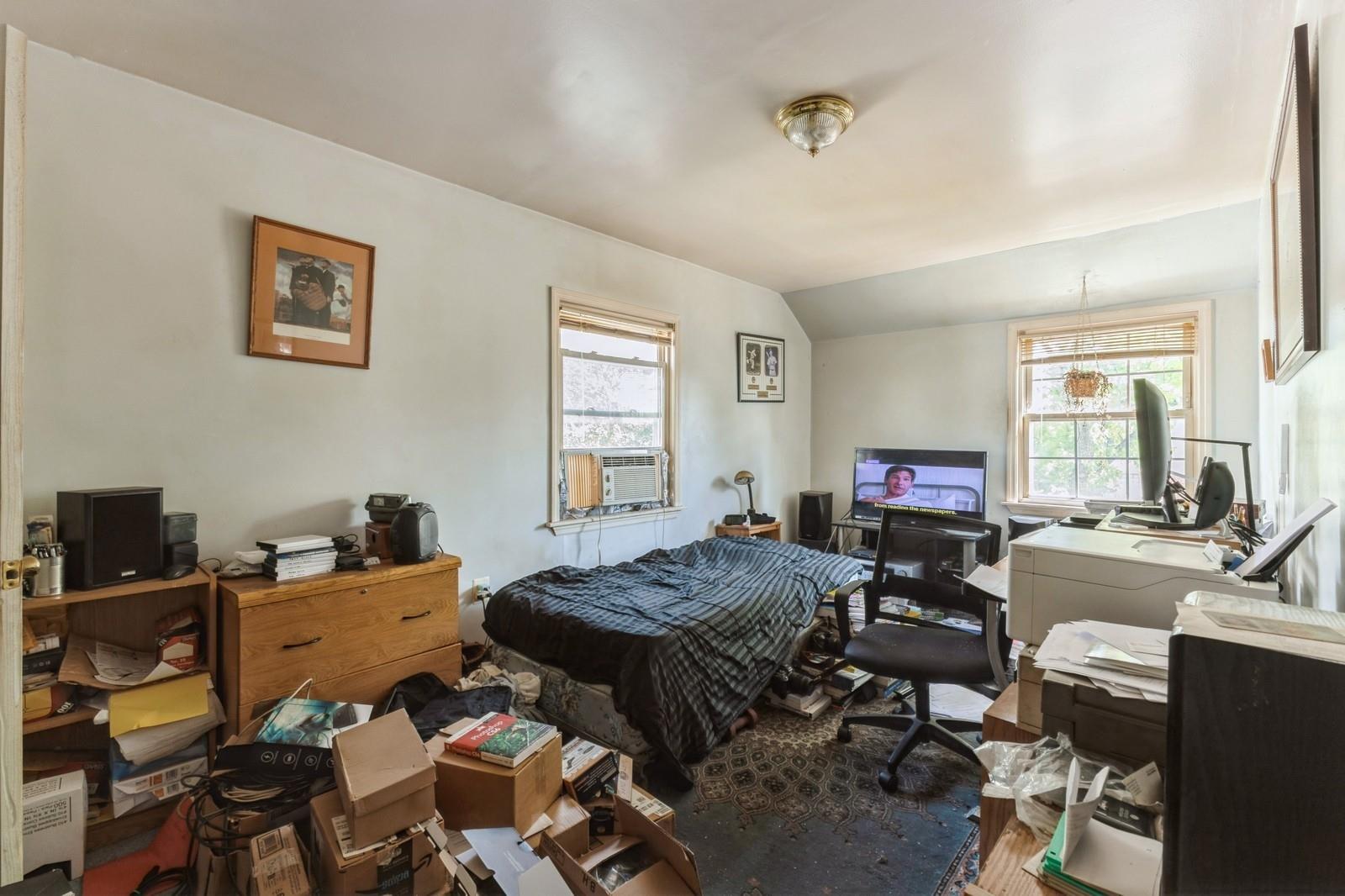 Beechhurst, New York, 11357, United States, 3 Bedrooms Bedrooms, ,2 BathroomsBathrooms,Residential,For Sale,1846806
