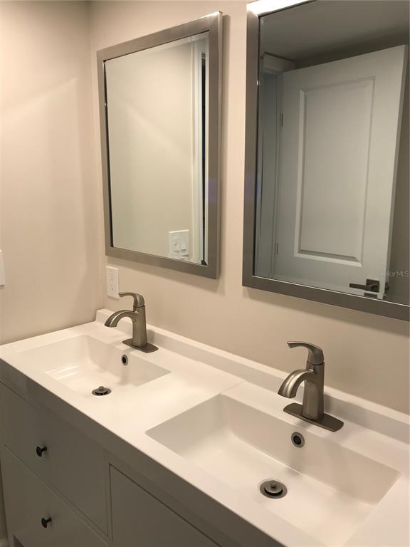 Sarasota, Florida, 34236, United States, 2 Bedrooms Bedrooms, ,2 BathroomsBathrooms,Residential,For Sale,1896445