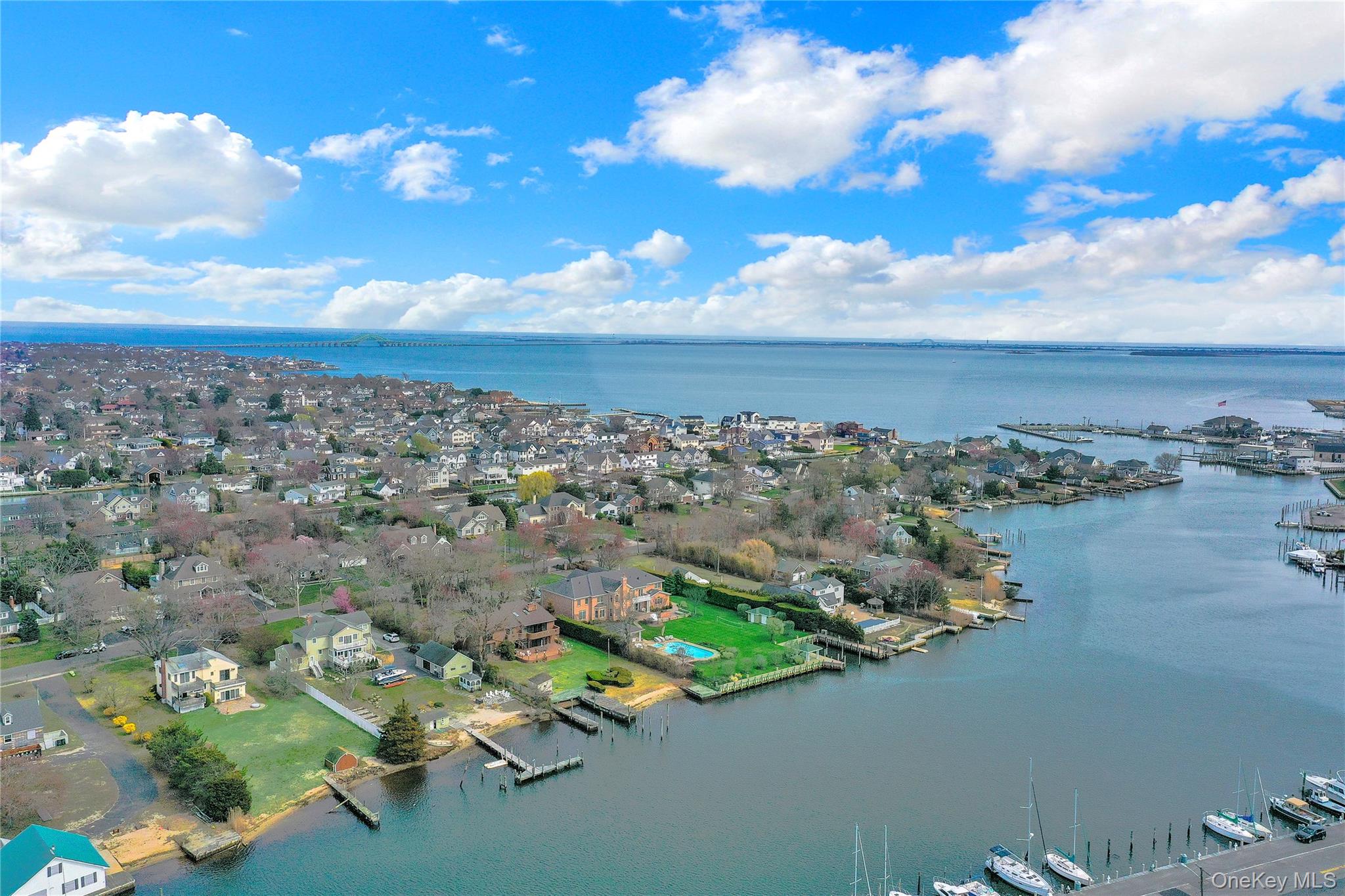  150 W Islip Road, West Islip, NY, 11795 - 物件實景