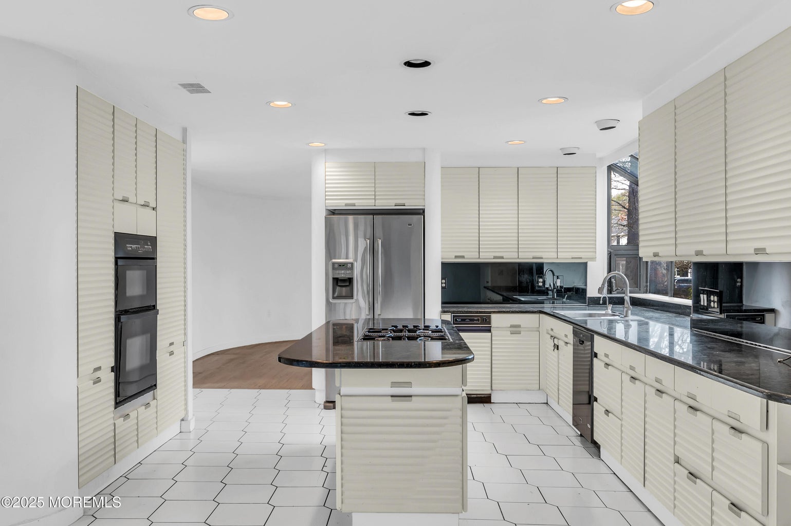 Allentown, New Jersey, 08720, United States, 4 Bedrooms Bedrooms, ,3 BathroomsBathrooms,Residential,For Sale,1845421