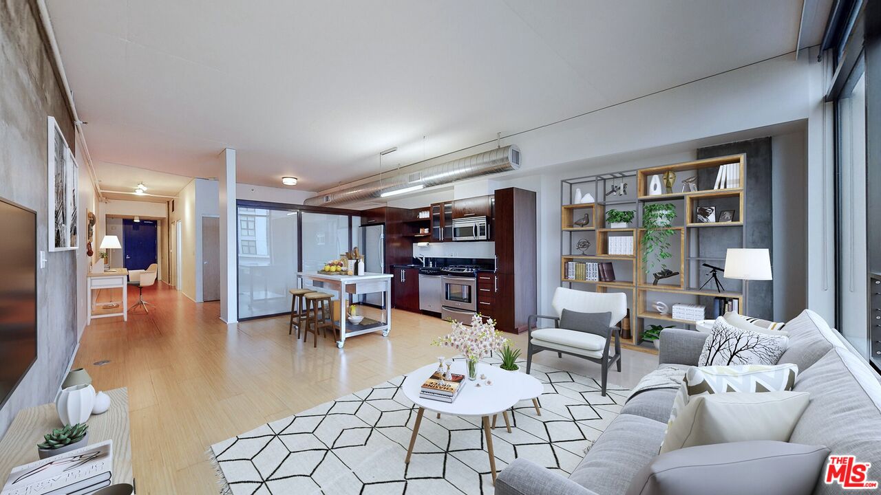 Los Angeles, California, 90015, United States, 1 Bedroom Bedrooms, ,1 BathroomBathrooms,Residential,For Sale,1911768