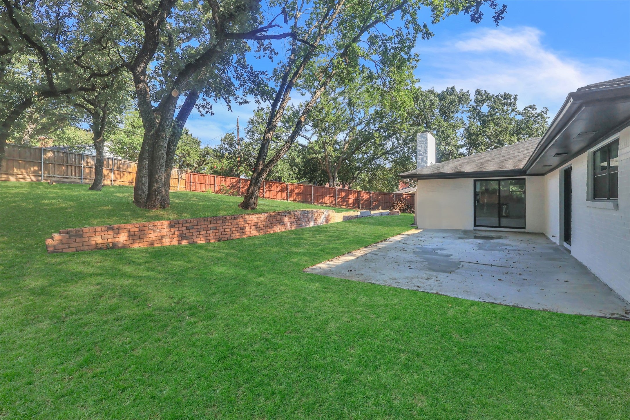 Euless, Texas, 76040, United States, 4 Bedrooms Bedrooms, ,3 BathroomsBathrooms,Residential,For Sale,1978153