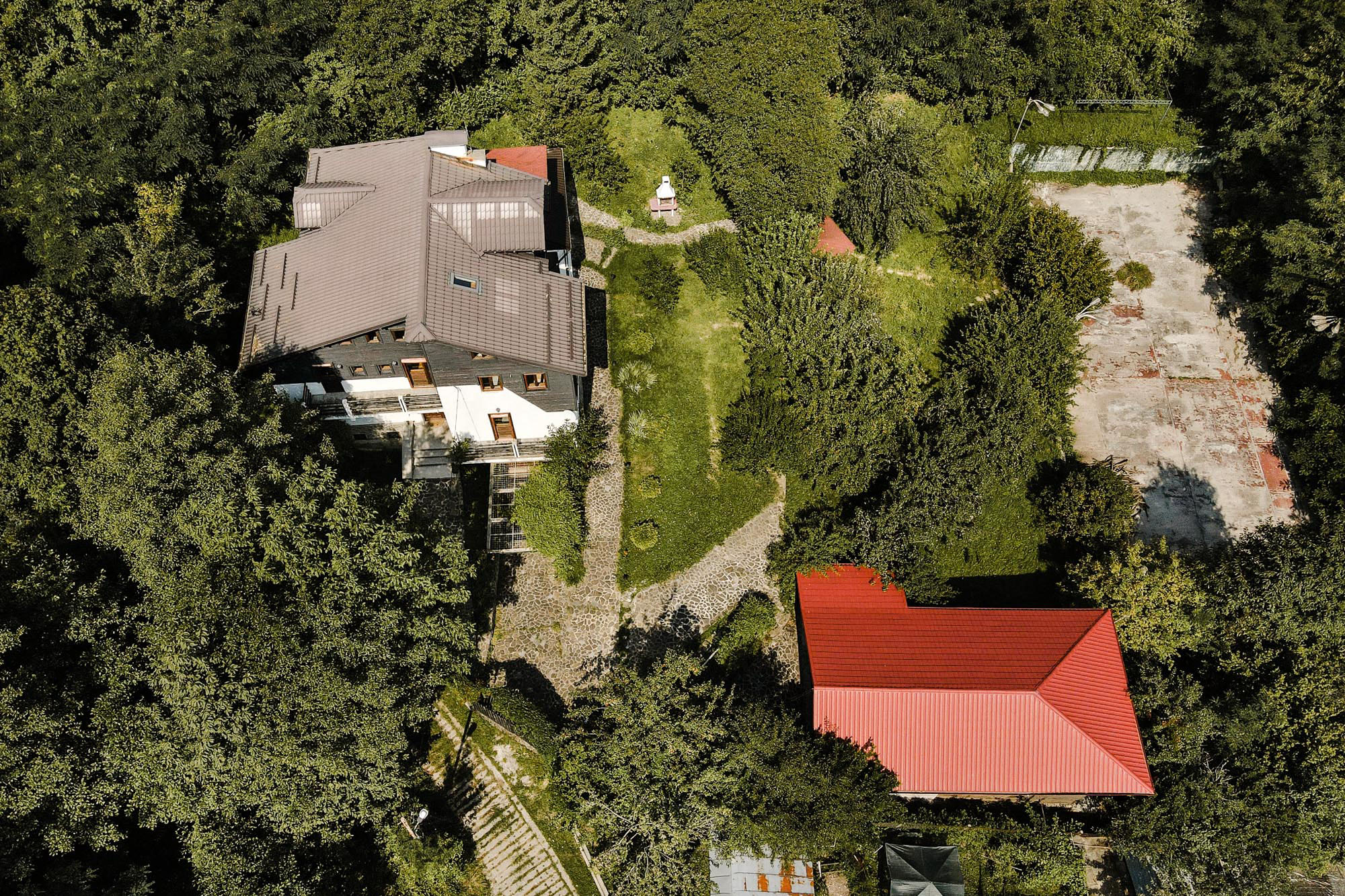  Private Estate of Over 2,500 Sq M at the Edge of the Forest, Breaza - 物件實景