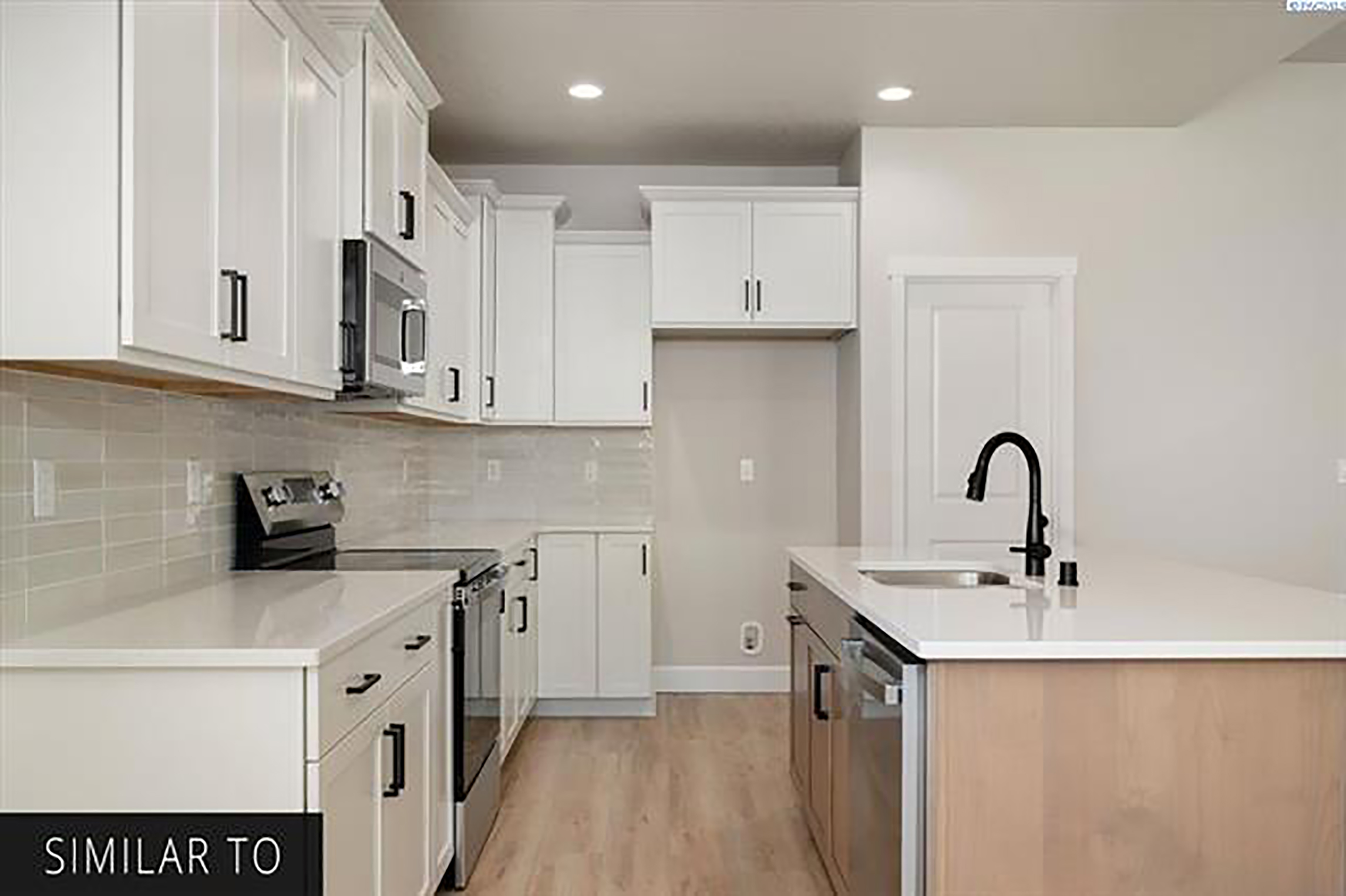  RV Bay - New Construction Opportunity - 物件實景