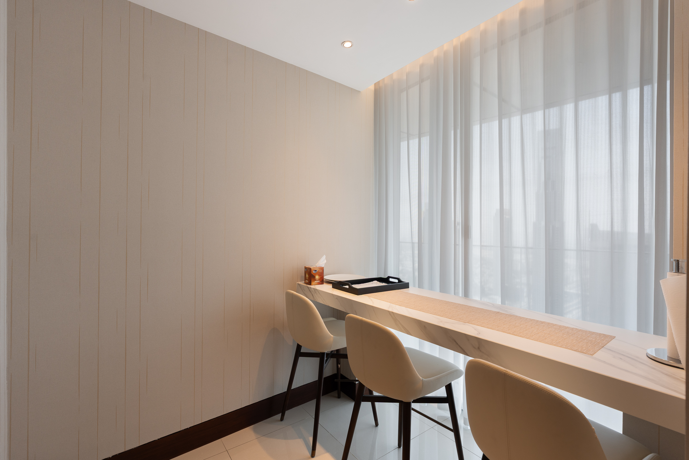 Upgraded Penthouse at Sky Views - 物件實景