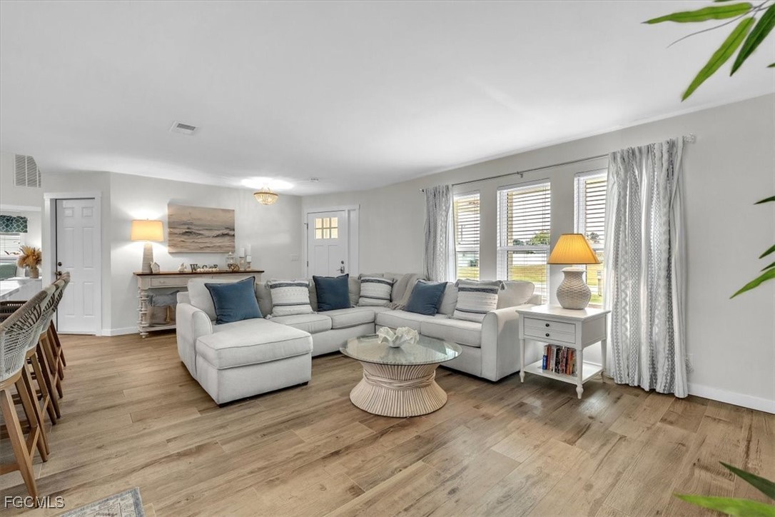 Cape Coral, Florida, 33990, United States, 3 Bedrooms Bedrooms, ,2 BathroomsBathrooms,Residential,For Sale,1990481