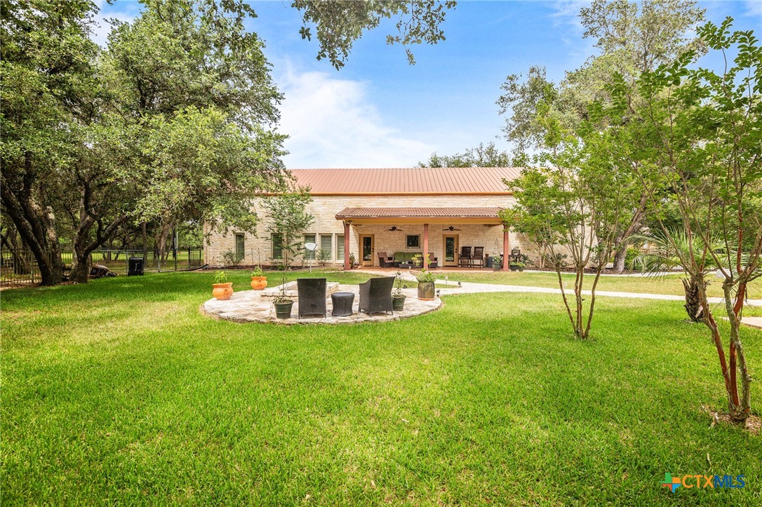 Inez, Texas, 77968, United States, 5 Bedrooms Bedrooms, ,6 BathroomsBathrooms,Residential,For Sale,1895563