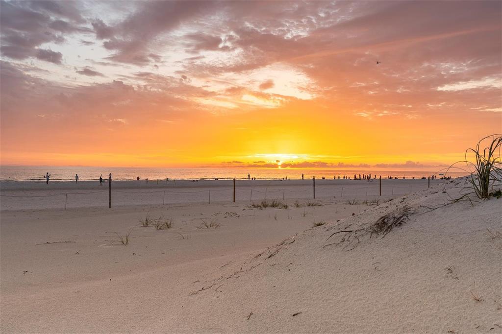 St Pete Beach, Florida, 33706, United States, 2 Bedrooms Bedrooms, ,2 BathroomsBathrooms,Residential,For Sale,1889983