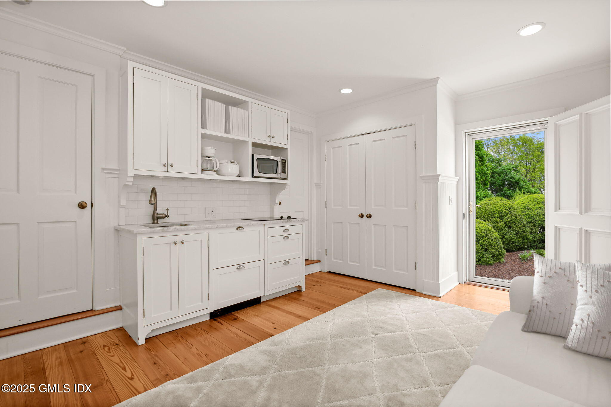 Greenwich, Connecticut, 06830, United States, 8 Bedrooms Bedrooms, ,10 BathroomsBathrooms,Residential,For Sale,1794108