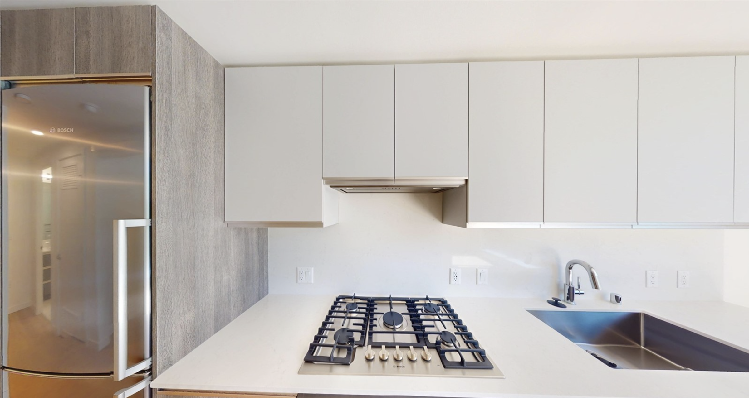  Luxurious High-Rise Living - 物件實景