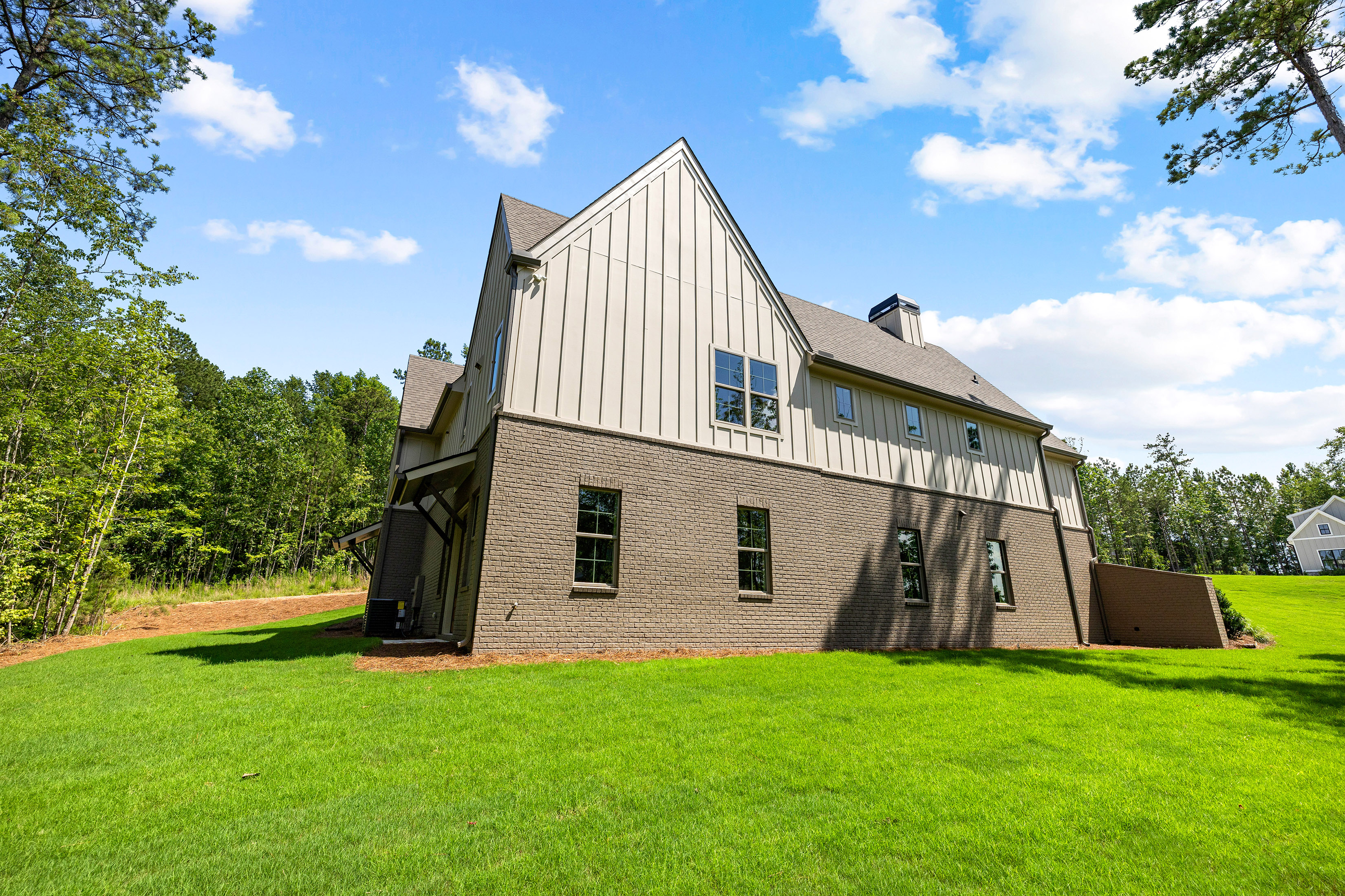  Beautiful New Construction With European Flair in Arbor Springs - 物件實景