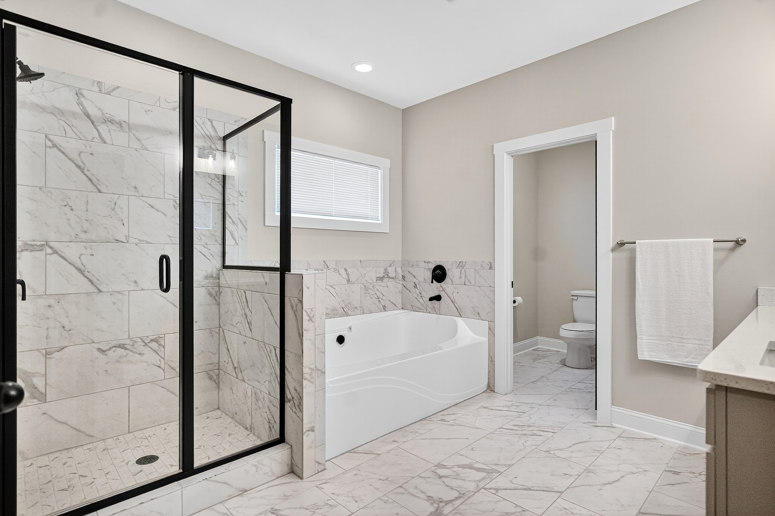 Moreland, Georgia, 30259, United States, 4 Bedrooms Bedrooms, ,3 BathroomsBathrooms,Residential,For Sale,1951198