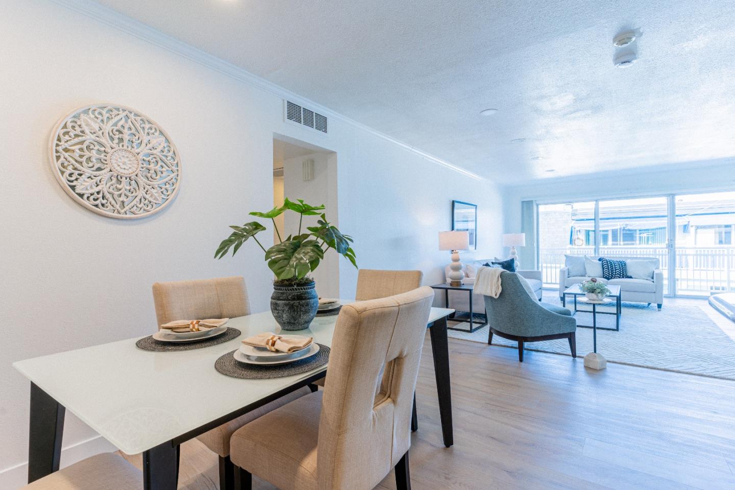 Mountain View, California, 94040, United States, 2 Bedrooms Bedrooms, ,2 BathroomsBathrooms,Residential,For Sale,1988122