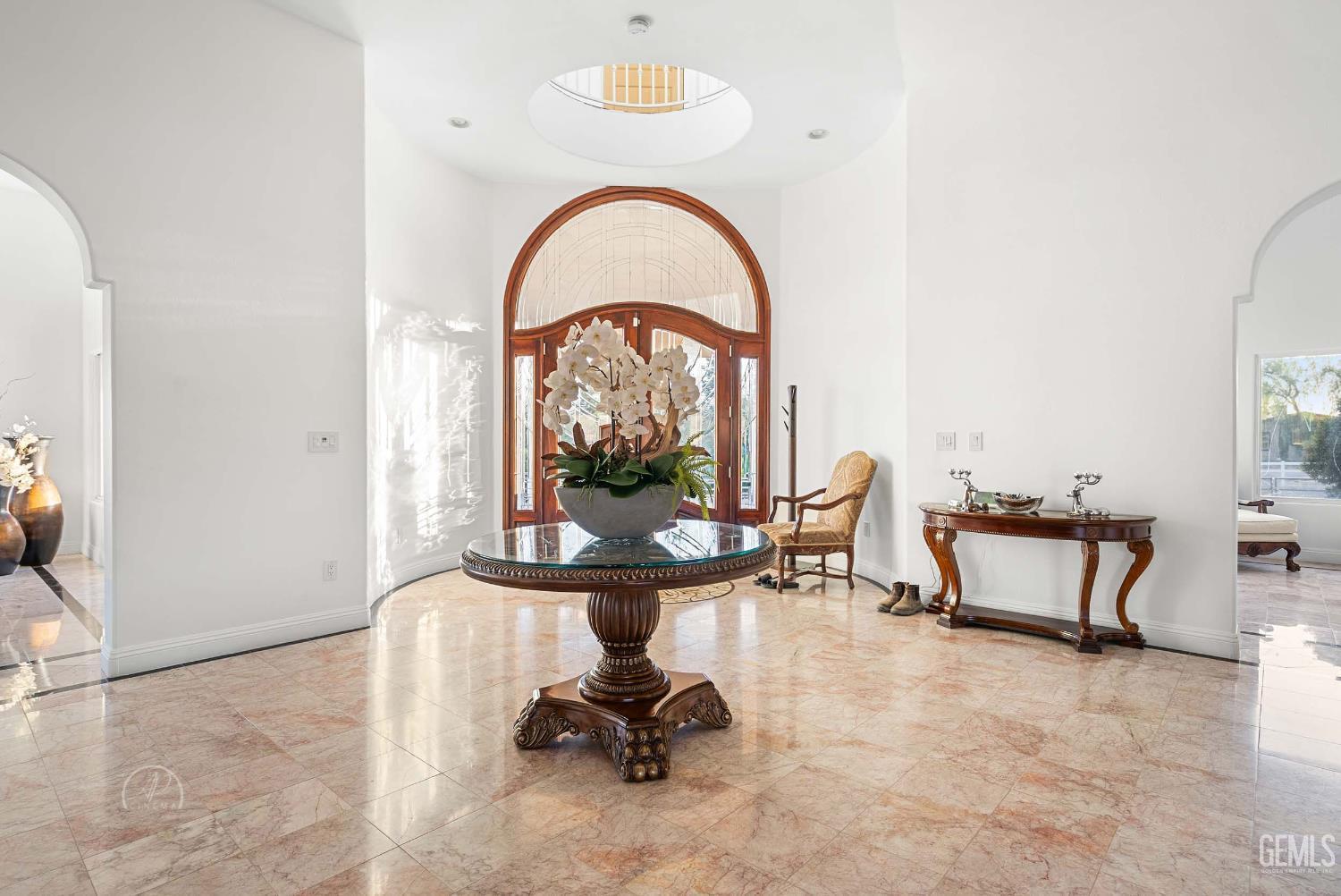 Bakersfield, California, 93308, United States, 4 Bedrooms Bedrooms, ,5 BathroomsBathrooms,Residential,For Sale,1992415