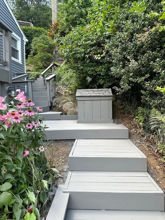 Holland, Massachusetts, 01521, United States, 3 Bedrooms Bedrooms, ,2 BathroomsBathrooms,Residential,For Sale,1864446