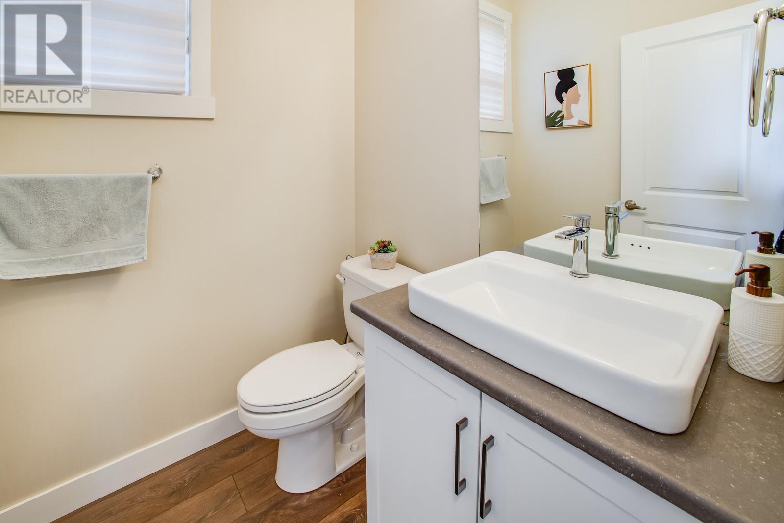 LAKE COUNTRY, British Columbia, V4V 1H8, CA, 4 Bedrooms Bedrooms, ,2 BathroomsBathrooms,Residential,For Sale,1906166