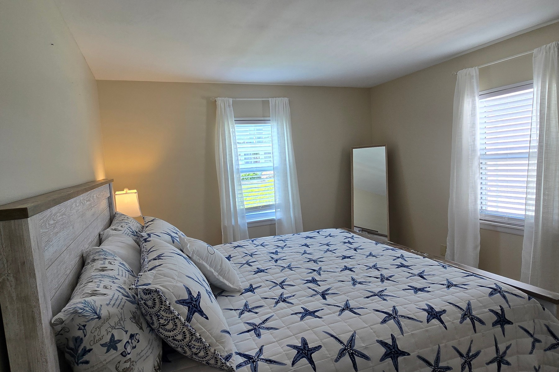  Year Round Beach Home Awaits you in Cornfield Point - 物件實景