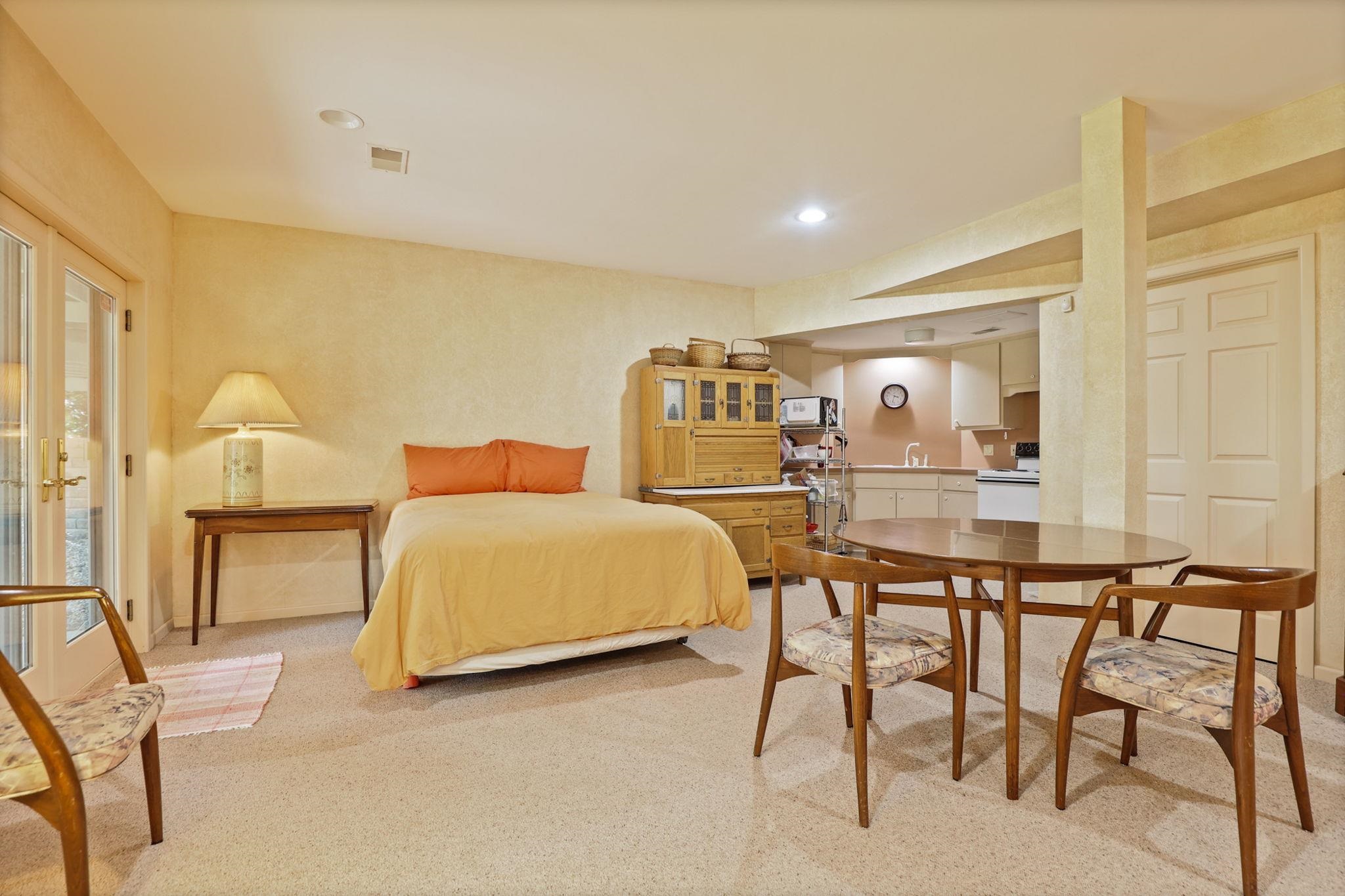 Frankenmuth, Michigan, 48734, United States, 3 Bedrooms Bedrooms, ,4 BathroomsBathrooms,Residential,For Sale,1938182