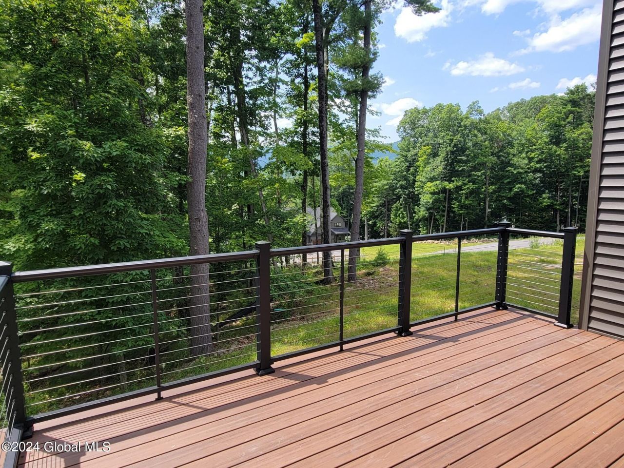 Lake George, New York, 12845, United States, 3 Bedrooms Bedrooms, ,3 BathroomsBathrooms,Residential,For Sale,1903586