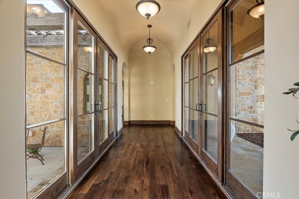 Fallbrook, California, 92028, United States, 7 Bedrooms Bedrooms, ,7 BathroomsBathrooms,Residential,For Sale,1827322
