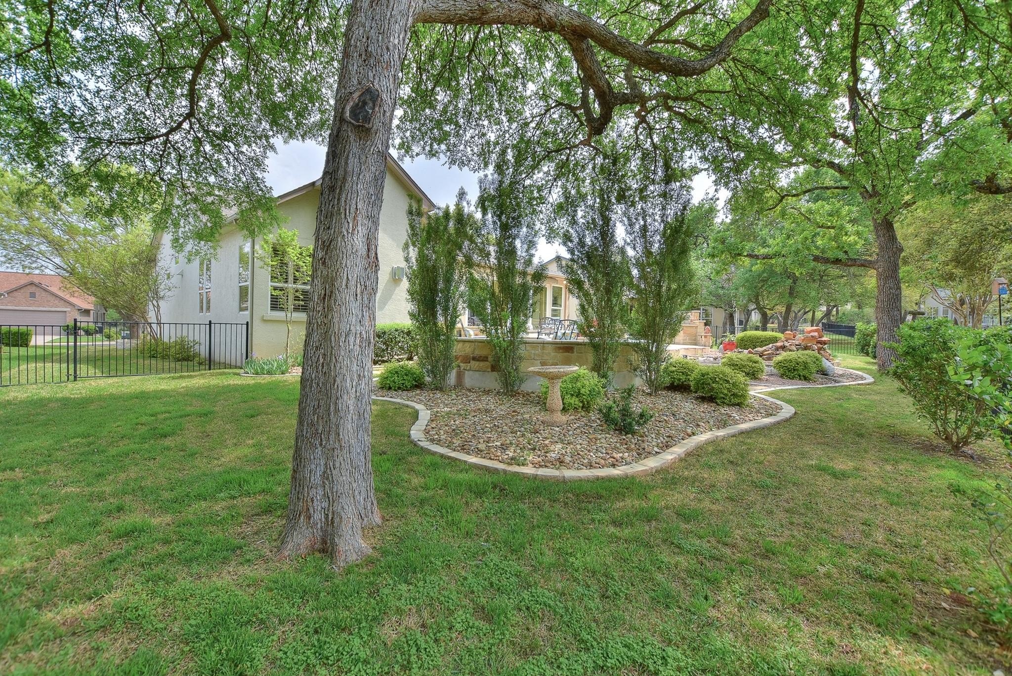 Georgetown, Texas, 78633, United States, 2 Bedrooms Bedrooms, ,2 BathroomsBathrooms,Residential,For Sale,1977670