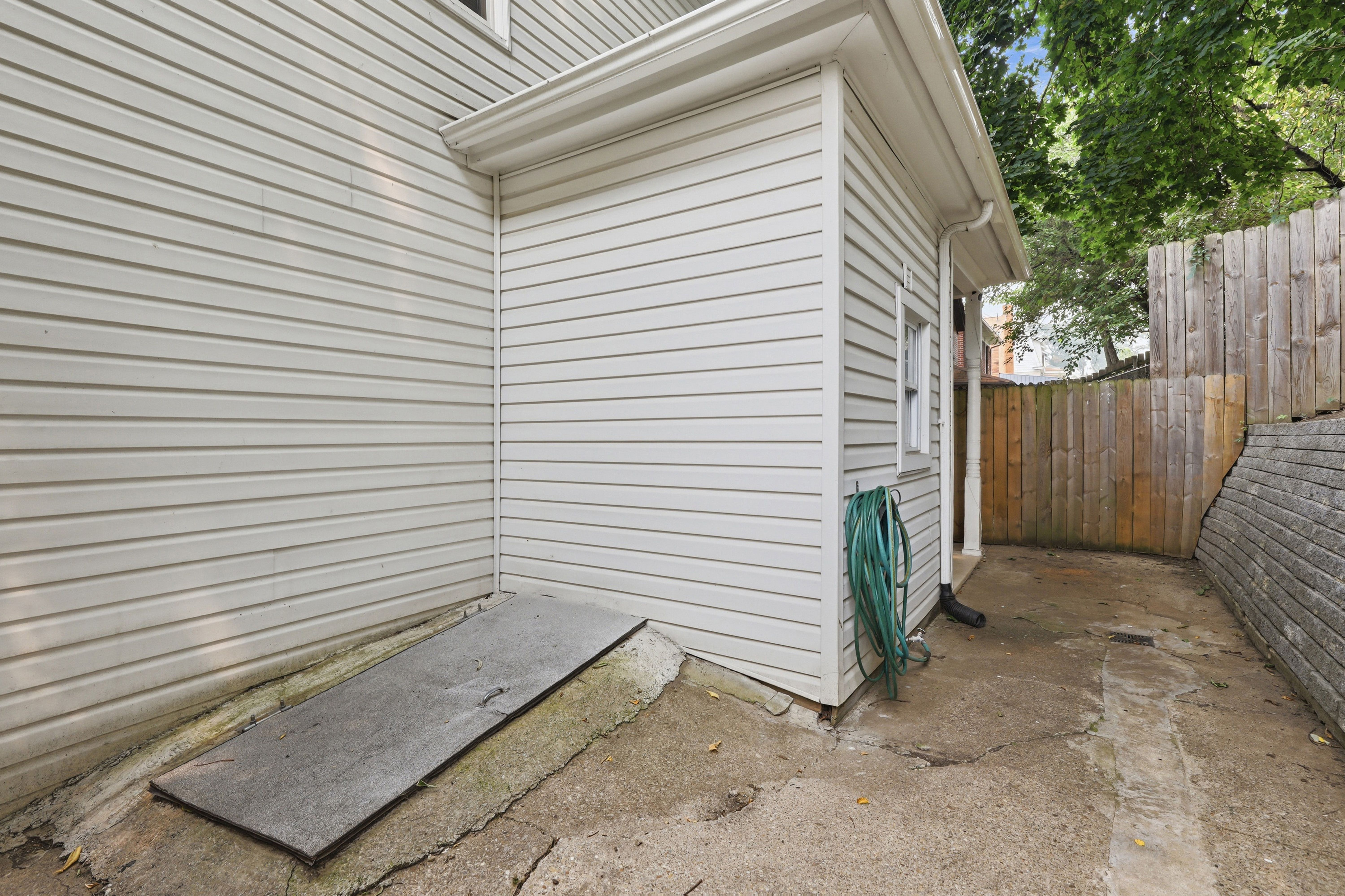  1637 Methyl Street, Pittsburgh, PA 15216 - 物件實景
