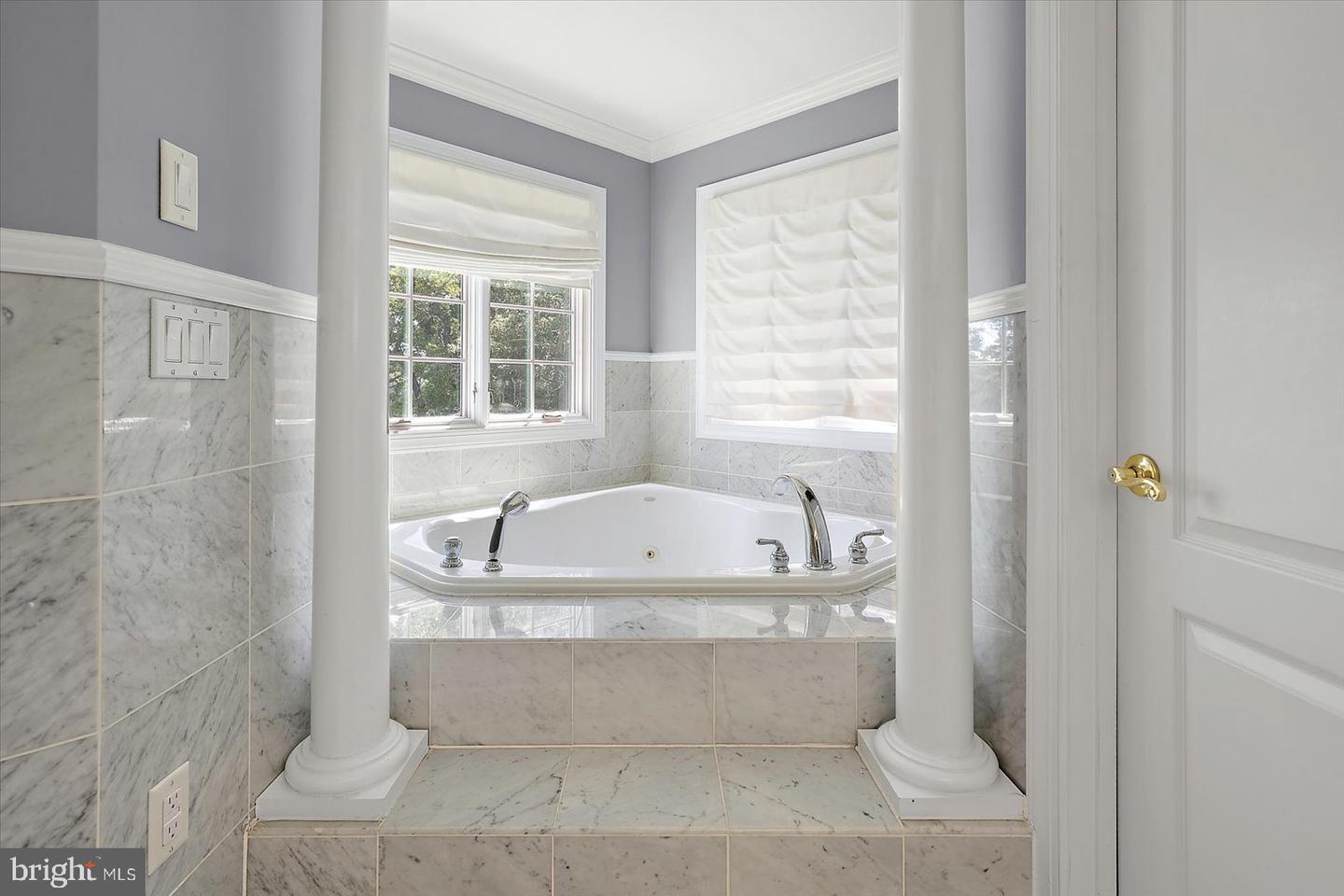 Salisbury, Maryland, 21801, United States, 4 Bedrooms Bedrooms, ,4 BathroomsBathrooms,Residential,For Sale,1874364